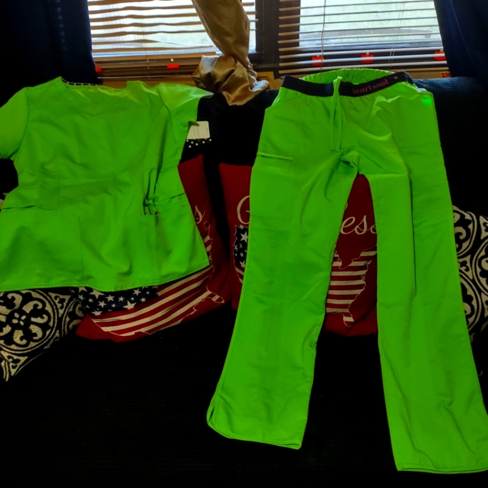 Women Scrubs